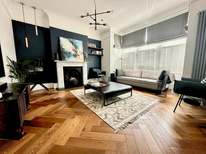 5 Bedroom Semi-Detached House To Rent In Cunningham Park, Harrow, HA1