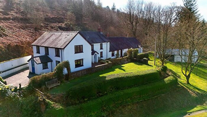 4 Bedroom Detached House For Sale In Pumpsaint, Llanwrda, Carmarthenshire., SA19