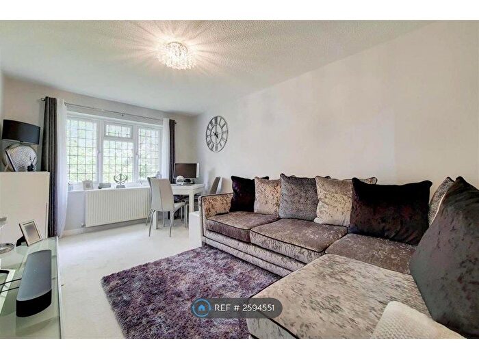 1 Bedroom Maisonette To Rent In Harrow Weald, Harrow Weald, HA3
