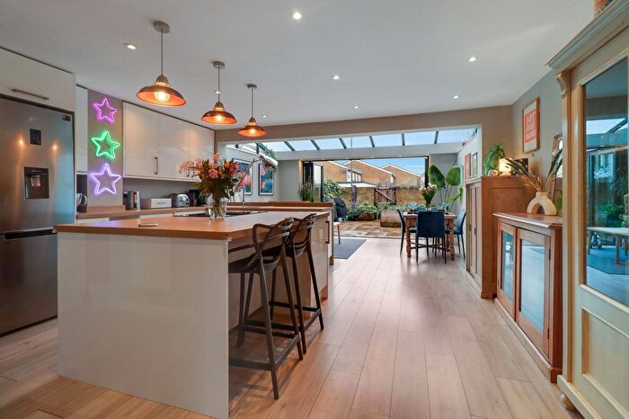 3 Bedroom Property For Sale In Buckingham Gardens, West Molesey, KT8