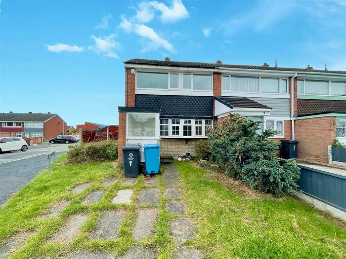 Houses for sale & to rent in WS6 6HE, Tower View Road, Great Wyrley