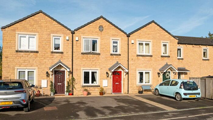 3 Bedroom Terraced House For Sale In Barnoldswick, Barnoldswick, BB18