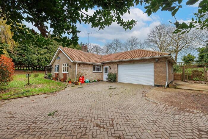 3 Bedroom Detached Bungalow For Sale In Waterloo Road, Gillingham, Beccles, NR34