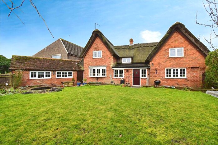 4 Bedroom Detached House For Sale In Main Street, Adstock, MK18