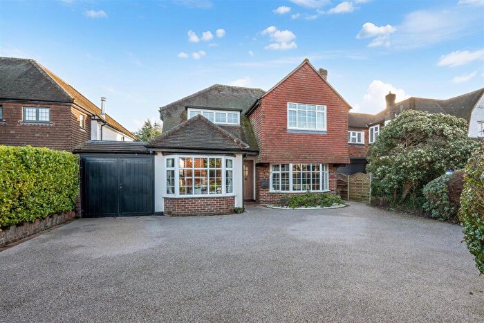 4 Bedroom Detached House For Sale In Downs Wood, Epsom, KT18