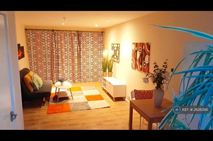 1 Bedroom Flat To Rent In Lower Strand, London, NW9