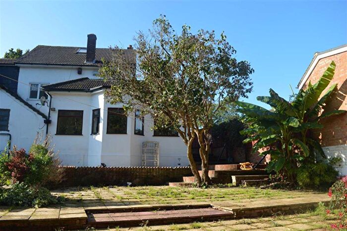 2 Bedroom Property To Rent In Flat, Post Office, South Fleet Road, Bean, DA2