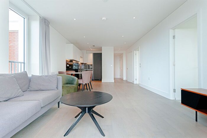 Studio To Rent In Apartmentt, Gartons Way, SW11