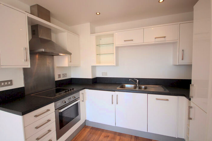 2 Bedroom Apartment To Rent In Ecclesall Road, S11