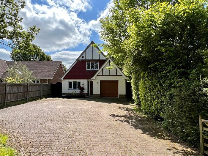 3 Bedroom Detached House For Sale In Woodchurch Road, Tenterden, TN30