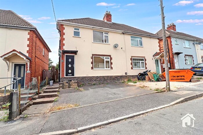 3 Bedroom Semi Detached House For Sale In Birchfield Avenue, Markfield, Leicestershire, LE67