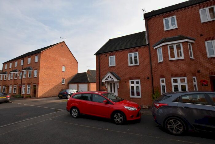 3 Bedroom Semi-Detached House To Rent In Humber Street, Hilton, Derby, Derbyshire DE65