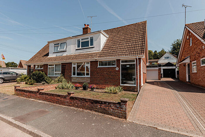 3 Bedroom Semi Detached House For Sale In Shepherdswell, CT15