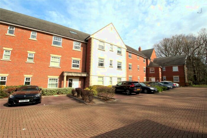 2 Bedroom Apartment To Rent In Ulrich House, Fleet, GU51