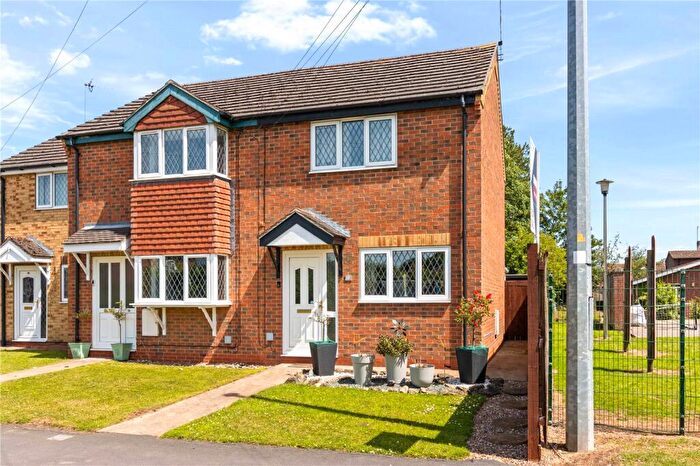 2 Bedroom End Of Terrace House For Sale In Alexander Court, North Kelsey, LN7