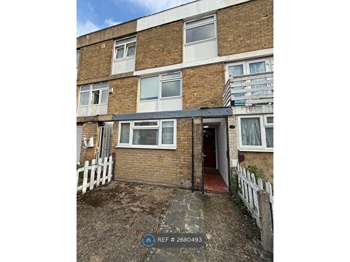 4 Bedroom Terraced House To Rent In The Common, London, E15