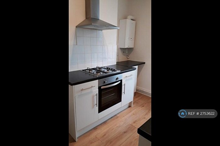 1 Bedroom Flat To Rent In New Basford, Nottingham, NG7