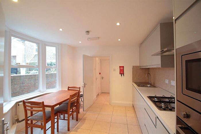 5 Bedroom Terraced House To Rent In Trelawn Road, London, SW2