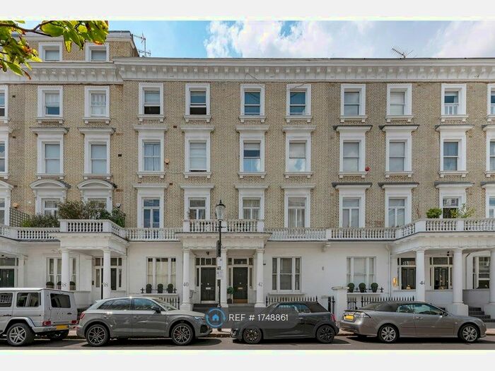 2 Bedroom Flat To Rent In Harcourt Terrace, London, SW10