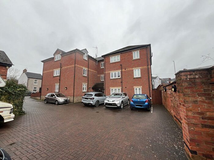 2 Bedroom Flat To Rent In Outram Street, Ripley, DE5