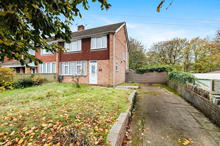 3 Bedroom Semi Detached House For Sale In Radnor Park Road, Folkestone, CT19