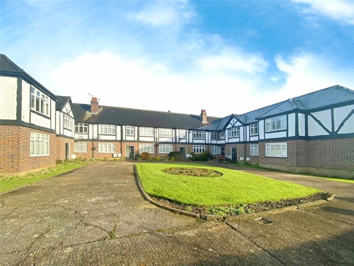 3 Bedroom Flat To Rent In Staines Avenue, Cheam, Sutton, Surrey, SM3