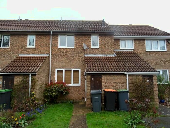 3 Bedroom Terraced House To Rent In Washburn Close, Brickhill MK41