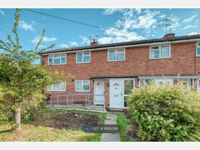 1 Bedroom Maisonette To Rent In Vicarage Close, Bromsgrove, B60