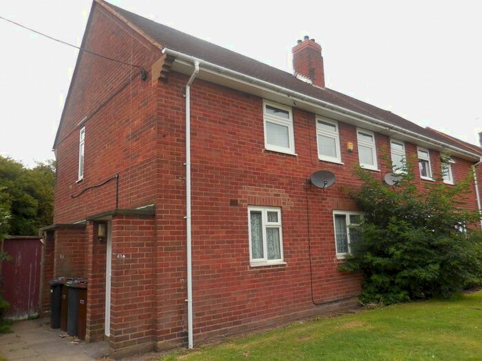 1 Bedroom Flat To Rent In Parkfield Grove, Wolverhampton, West Midlands, WV2