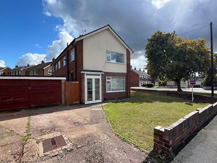 3 Bedroom House To Rent In Coniston Crescent, Loughborough, LE11