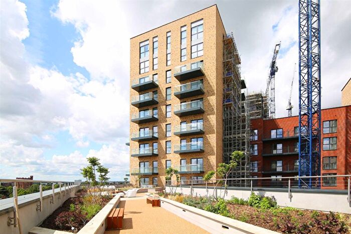 1 Bedroom Flat To Rent In Merrick Road, Southall, UB2