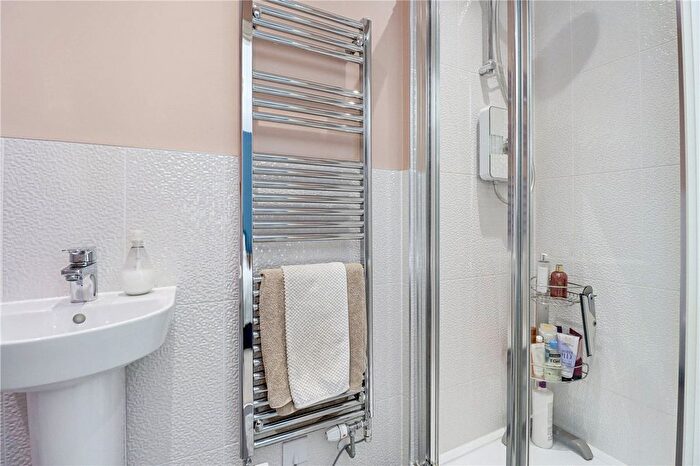 2 Bedroom Semi-Detached House For Sale In Harrier End, St. Albans, Hertfordshire, AL4