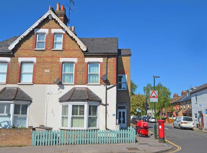 2 Bedroom Flat To Rent In Stanley Road, Teddington, TW11