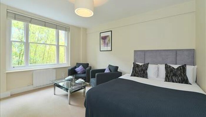 Studio To Rent In Hill Street, London W1J