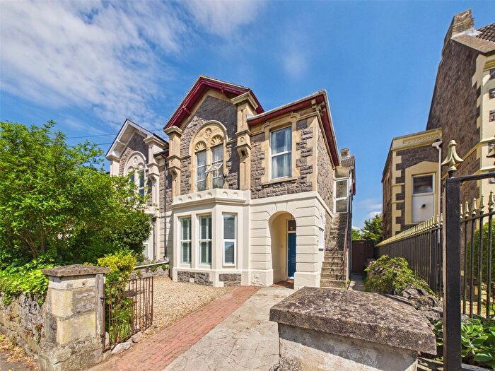 2 Bedroom Flat For Sale In Ellenborough Park Road, Weston-Super-Mare, North Somerset, BS23