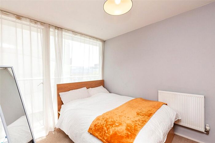 1 Bedroom Flat For Sale In Canal Street, Nottingham, NG1