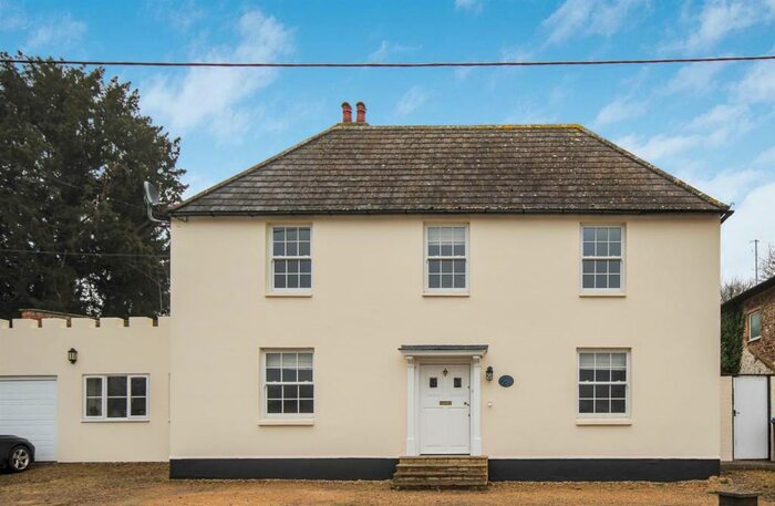 4 Bedroom Detached House For Sale In Warminster Road, South Newton, Salisbury, SP2