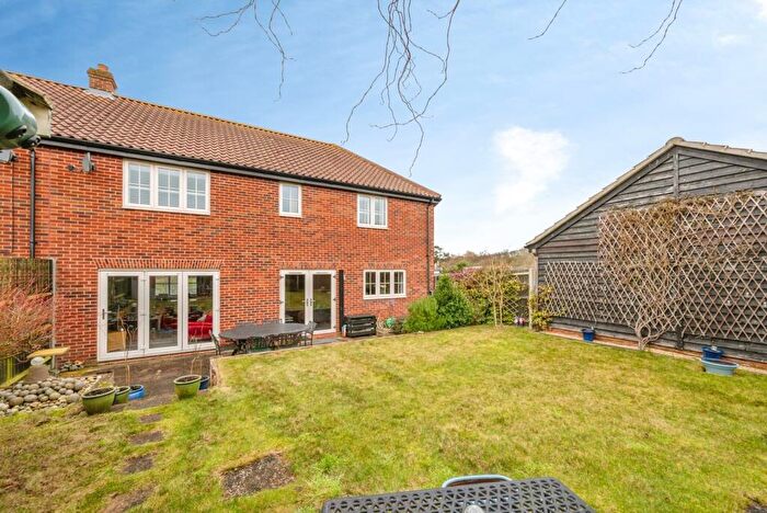 4 Bedroom Terraced House For Sale In Gallus Close, Northrepps, Cromer, Norfolk, NR27