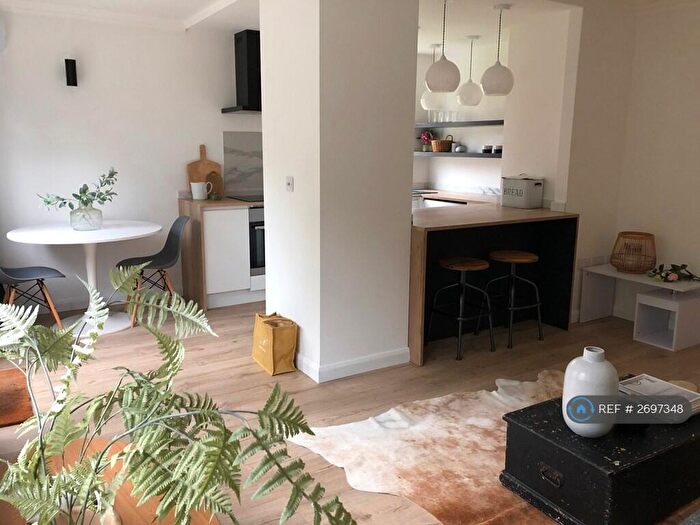 1 Bedroom Flat To Rent In Roseacre Close, Canterbury, CT2