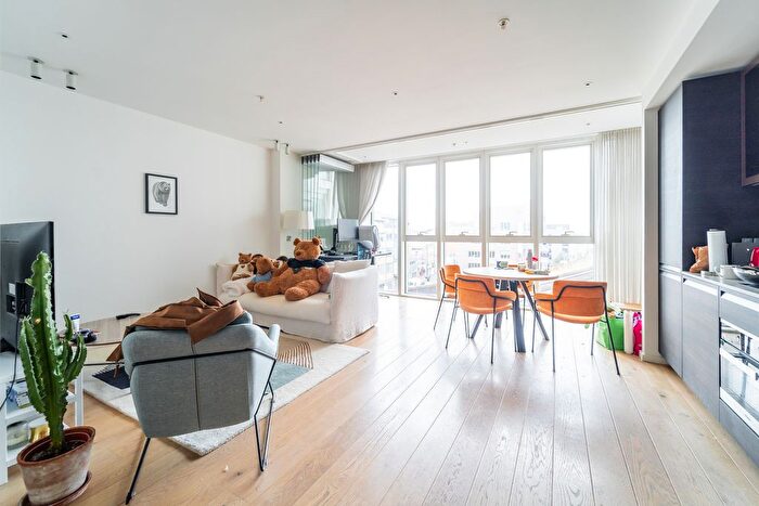 1 Bedroom Flat To Rent In Long Street, Shoreditch, London, E2