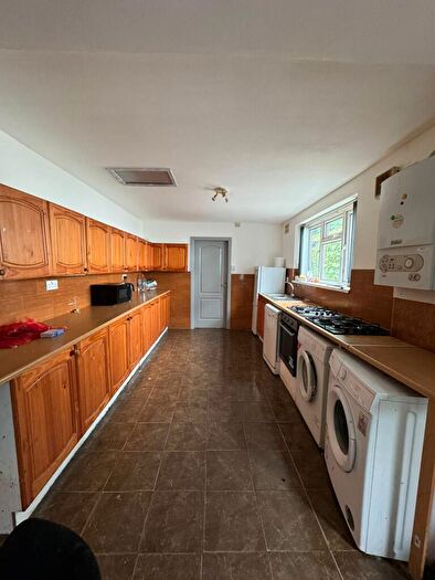 9 Bedroom Terraced House To Rent In Oak Tree Lane, Birmingham, B29