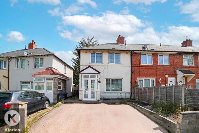 3 Bedroom End Of Terrace House For Sale In Sunningdale Road, Birmingham, B11