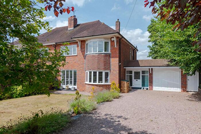 3 Bedroom House For Sale In Western Road, Hagley, DY9