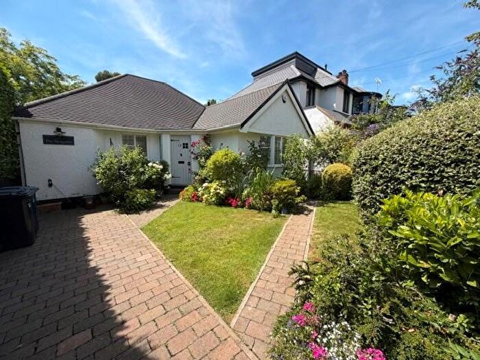 2 Bedroom Detached Bungalow To Rent In Lawrence Avenue, Mill Hill, NW7