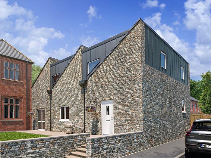 4 Bedroom Semi-Detached House For Sale In The Laceworks, Barnstaple, EX32