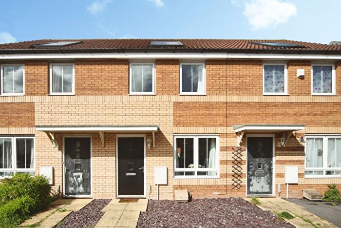 2 Bedroom Terraced House For Sale In Royal Drive, Bridgwater, TA6