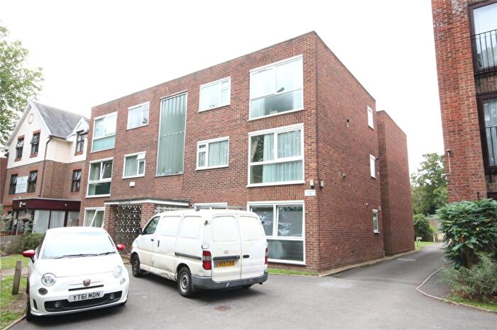 1 Bedroom Apartment To Rent In Kenwood House, Wellington Road, Enfield, Middlesex, EN1