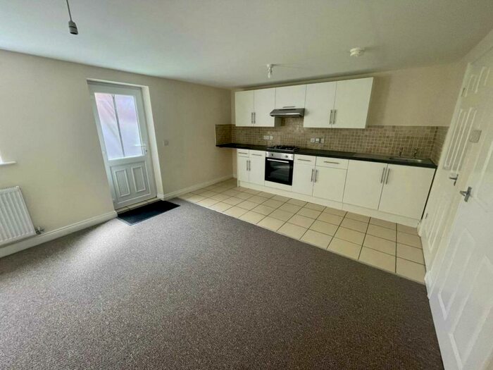 2 Bedroom Terraced House To Rent In Vine Street, Lincoln, LN2