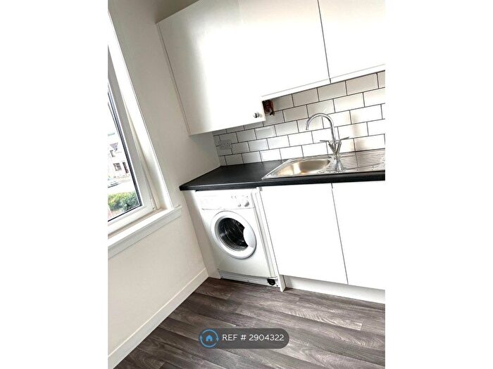 2 Bedroom Flat To Rent In Knockie Road, Turriff, AB53