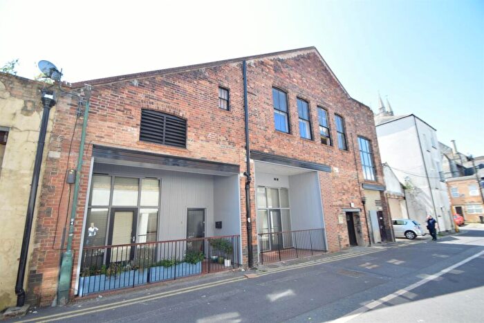 1 Bedroom Flat To Rent In Bournemouth, BH2